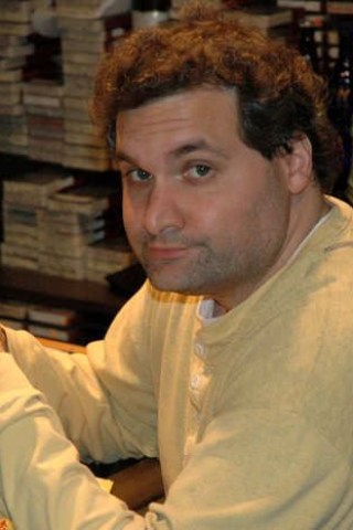 Artie Is Officially Playing the Field
