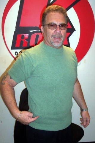 The Ronnie Show in the Hallway