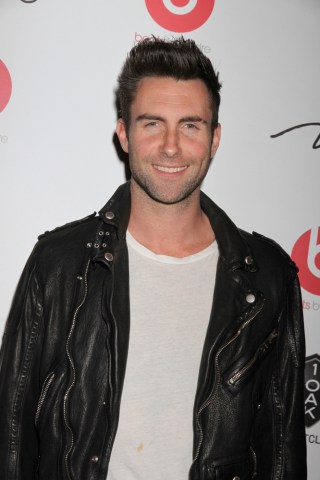 Adam Levine Checks In, and Howard Loves 'AGT'