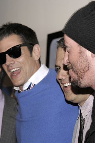 Johnny Knoxville Calls In