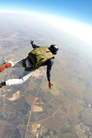 Robin Will Check Sky Diving Off Her Bucket List