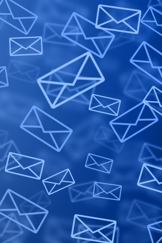 Robin Quivers Has 4,000+ Messages in Her Inbox