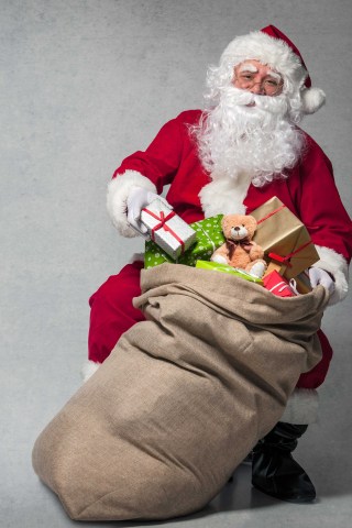 Underdog's Anti-Santa Christmas Message