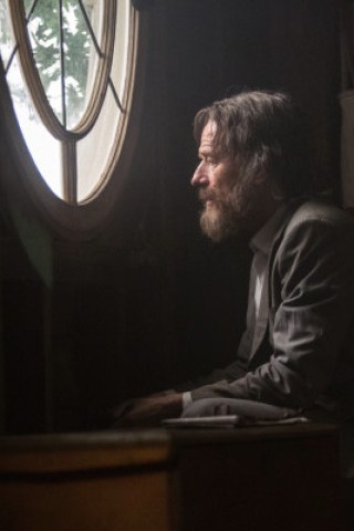 Bryan Cranston's 'Wakefield' Gets May Release