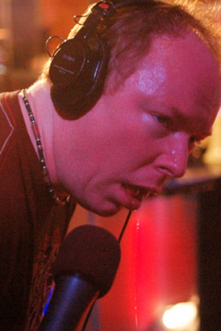 Richard Christy Shows Up Sweaty for a Massage