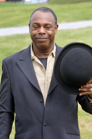 Watch Michael Winslow Cover Led Zeppelin