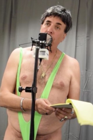 Video: Superfan Gives a Garbled Acceptance Speech