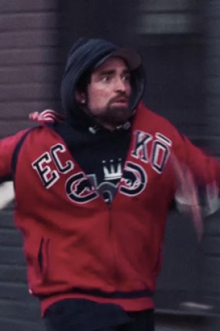 Robert Pattinson Runs for His Life in 'Good Time'