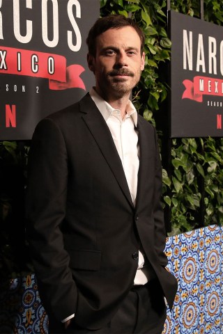 ‘Narcos: Mexico’ Star Scoot McNairy Calls In