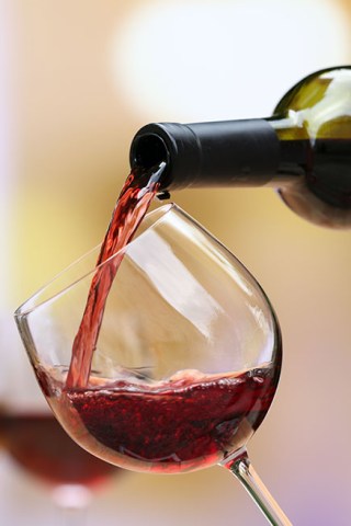 Robin's Lips Get Loose at a Virtual Wine Tasting