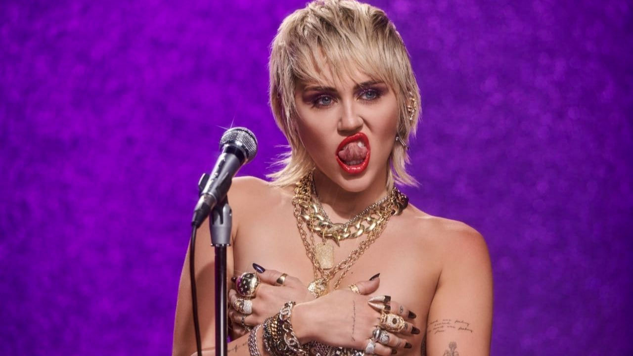 Naked Pics Of Miley Cyrus Uncensored