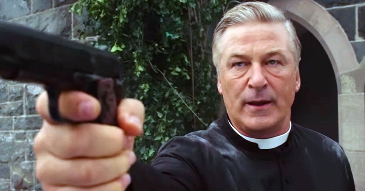 VIDEO: Alec Baldwin Plays a Gun-Toting, Gangster Priest in Irish Crime  Comedy 'Pixie' | Howard Stern