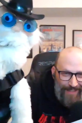 Shuli Makes Jeff the Drunk Puppet Out of Garbage
