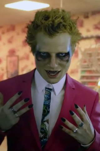 Ed Sheeran Flaunts Fangs in New Music Video
