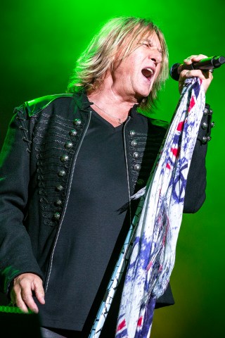 Intimate Def Leppard Show to Air on Howard 101