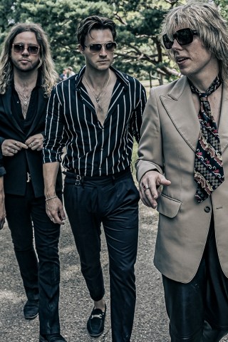 Read about The Struts Put on a Show in ‘Fallin’ With Me’