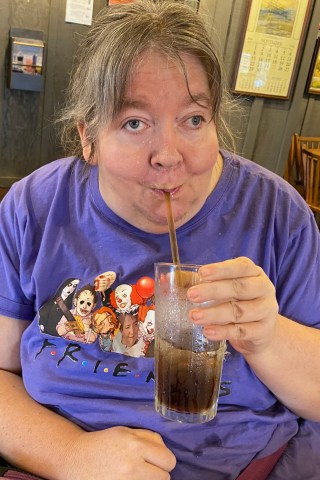 Wendy Enjoys a Cracker Barrel Lunch With Wolfie