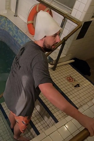 JD Gets Heated During 1st Trip to a Bathhouse