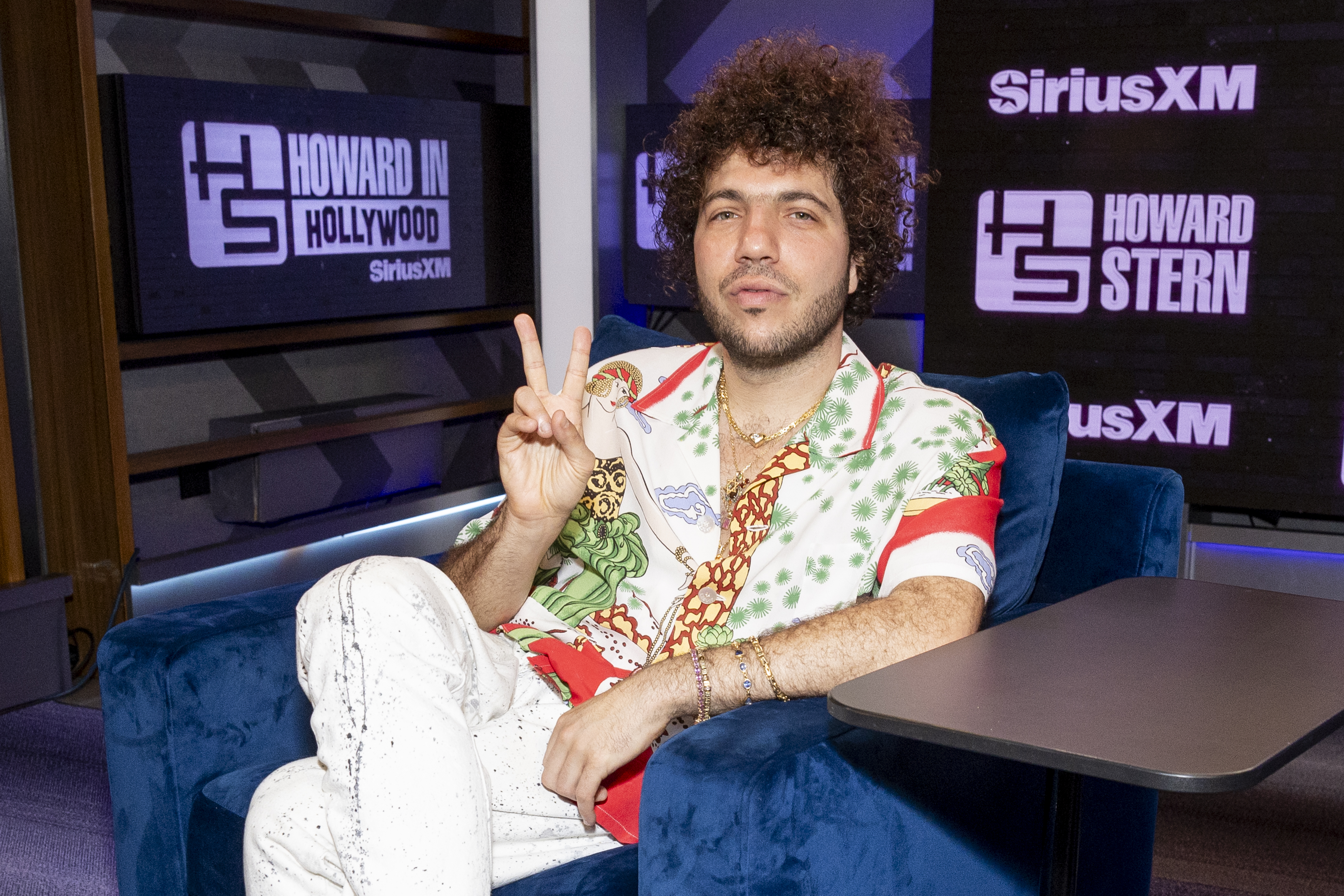 Superstar Songwriter, Record Producer, and Author benny blanco Makes His Stern Show Debut - Vimarsana News