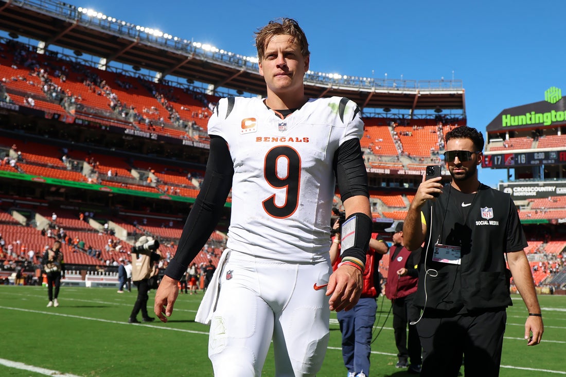 VIDEO: JD Harmeyer Analyzes Bengals Star Joe Burrow | Howard Stern